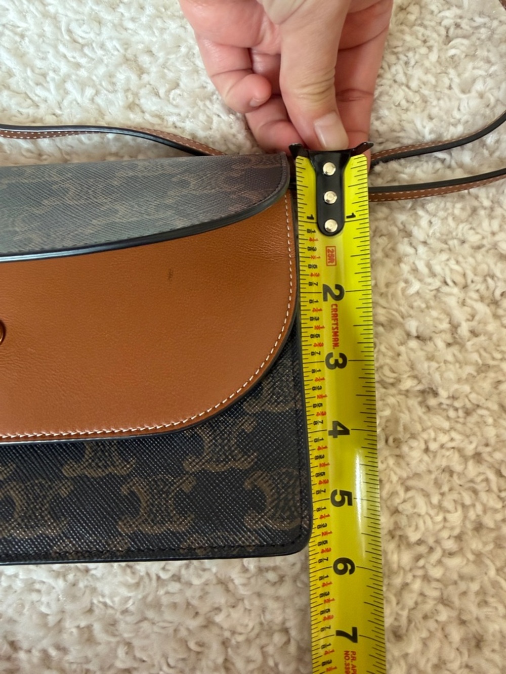 Celine Brown & Tan Triomphe wallet on Strap Bag - Picture 14 of 15